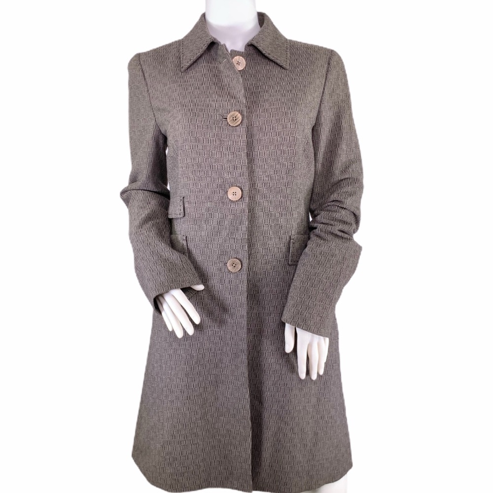 T Tahari Wool Blend Coat – Size Small Belted Back, Classic Winter Style”
